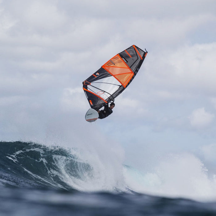 Vela de Windsurf HD Vogue Y28 Negra Tamaño 4.7 RRD 28VHD_BL_4_7