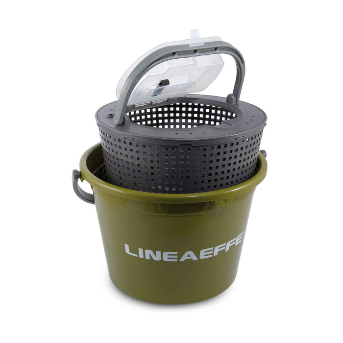Cubeta de comida para peces con balde 18L Lineaeffe 6550020